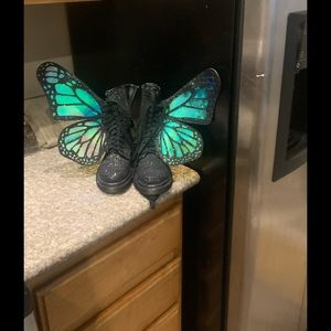 Sparkle butterfly boots detachable wings never worn